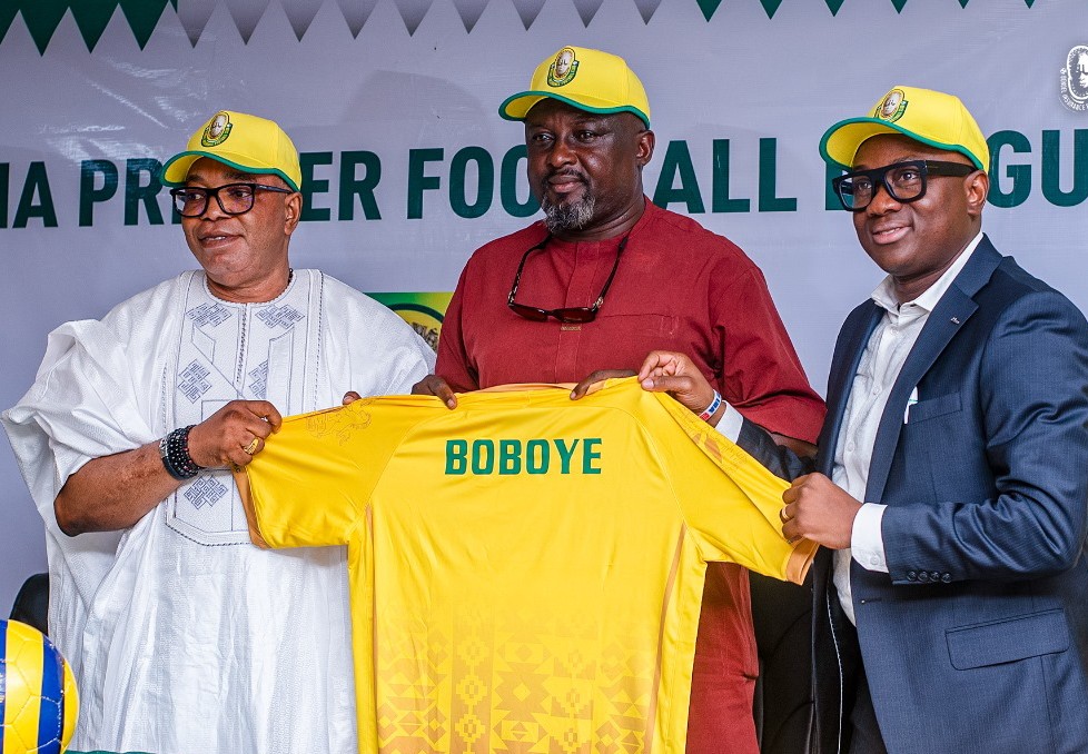 Bendel Insurance FC Unveils Boboye as new head coach,New Kits, targets return to winning ways